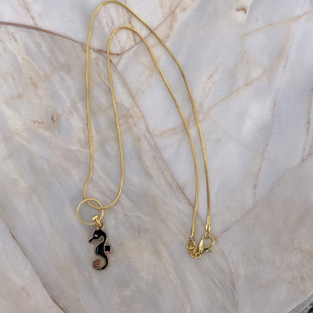 Gorgeous Jewelry Women's Necklace Gold